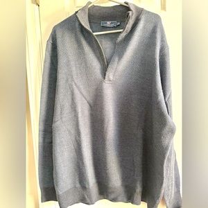 Vineyard Vines 100% wool men's quarter zip sweater